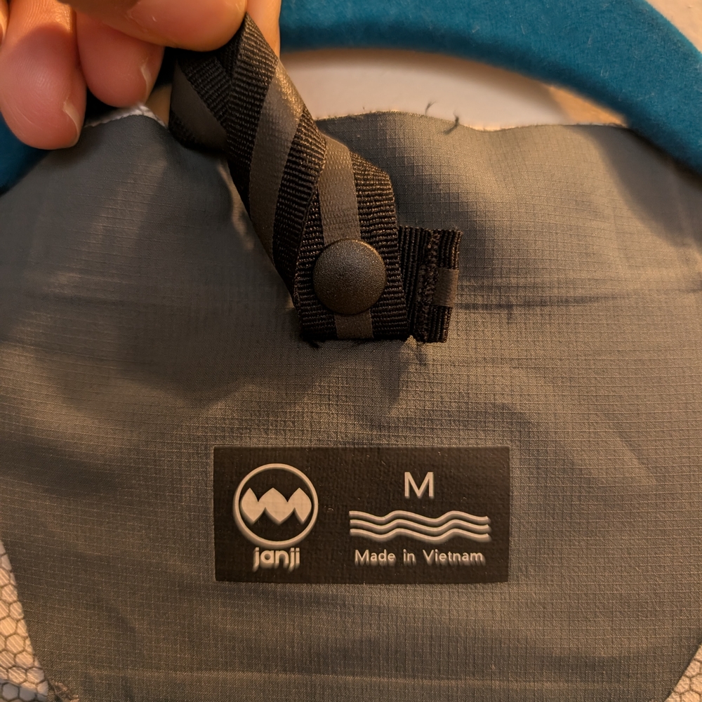 Janji Rainrunner Pack Women's Rain Jacket Size M - Picture 6 of 7